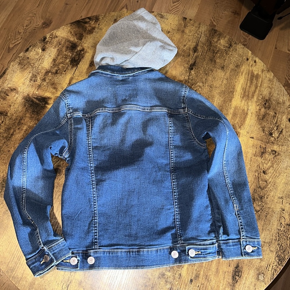 Outfit - Picture 14 of 15